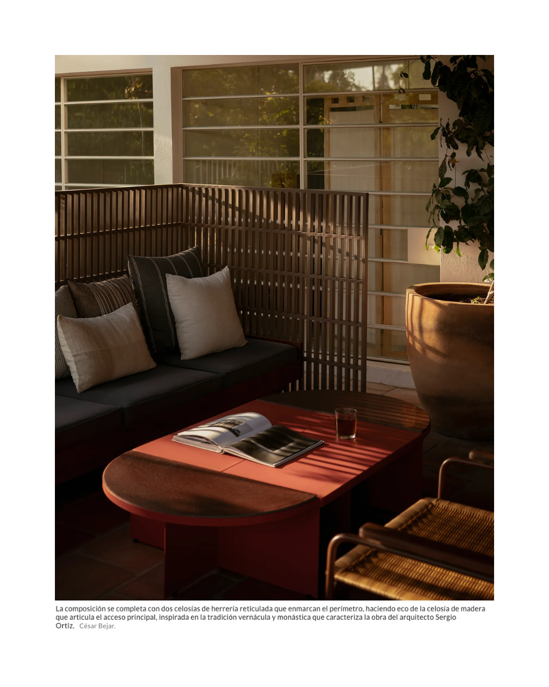 Un bar construido en una antigua casa funeraria: así es el nuevo Bar de la Cruz en Guadalajara